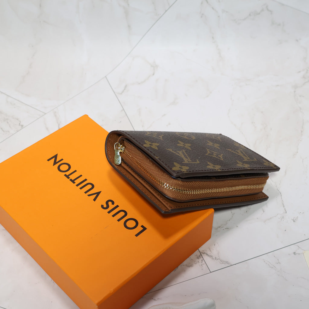 LV Zippy Organizer Wallet Multifunctional
