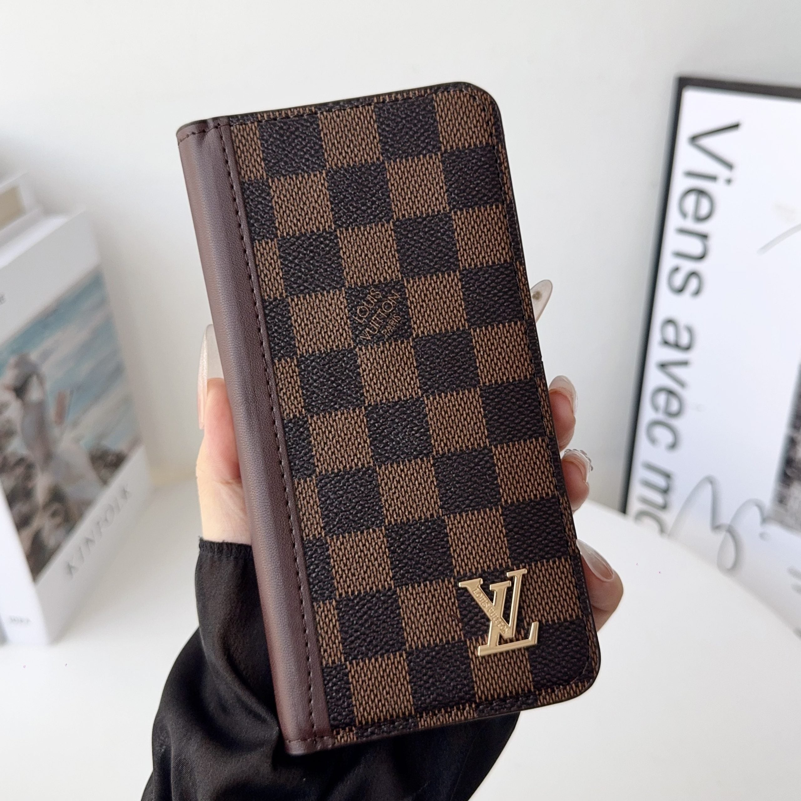 Louis V Folio Wallet Case iPhone 17 Series