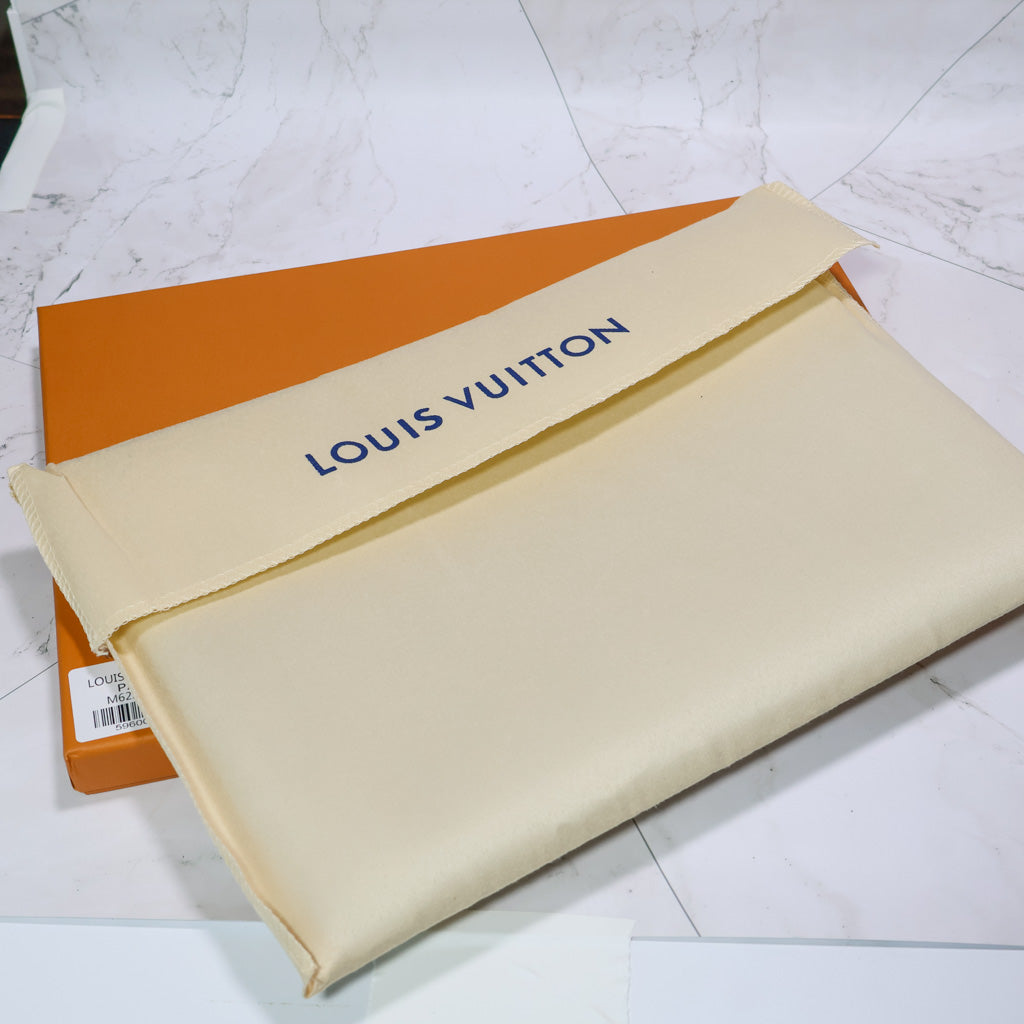 LV Monogram Daily Pouch