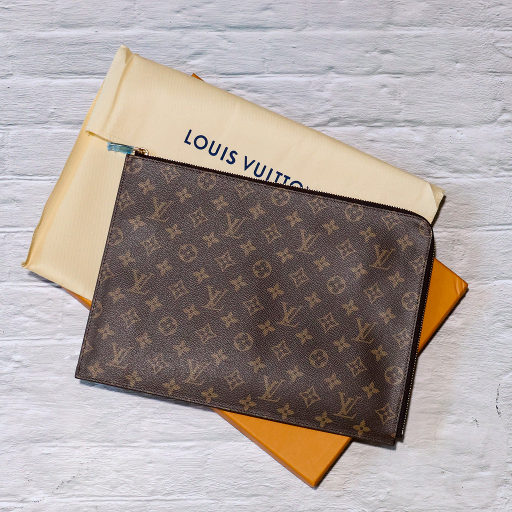 LV Monogram Daily Pouch