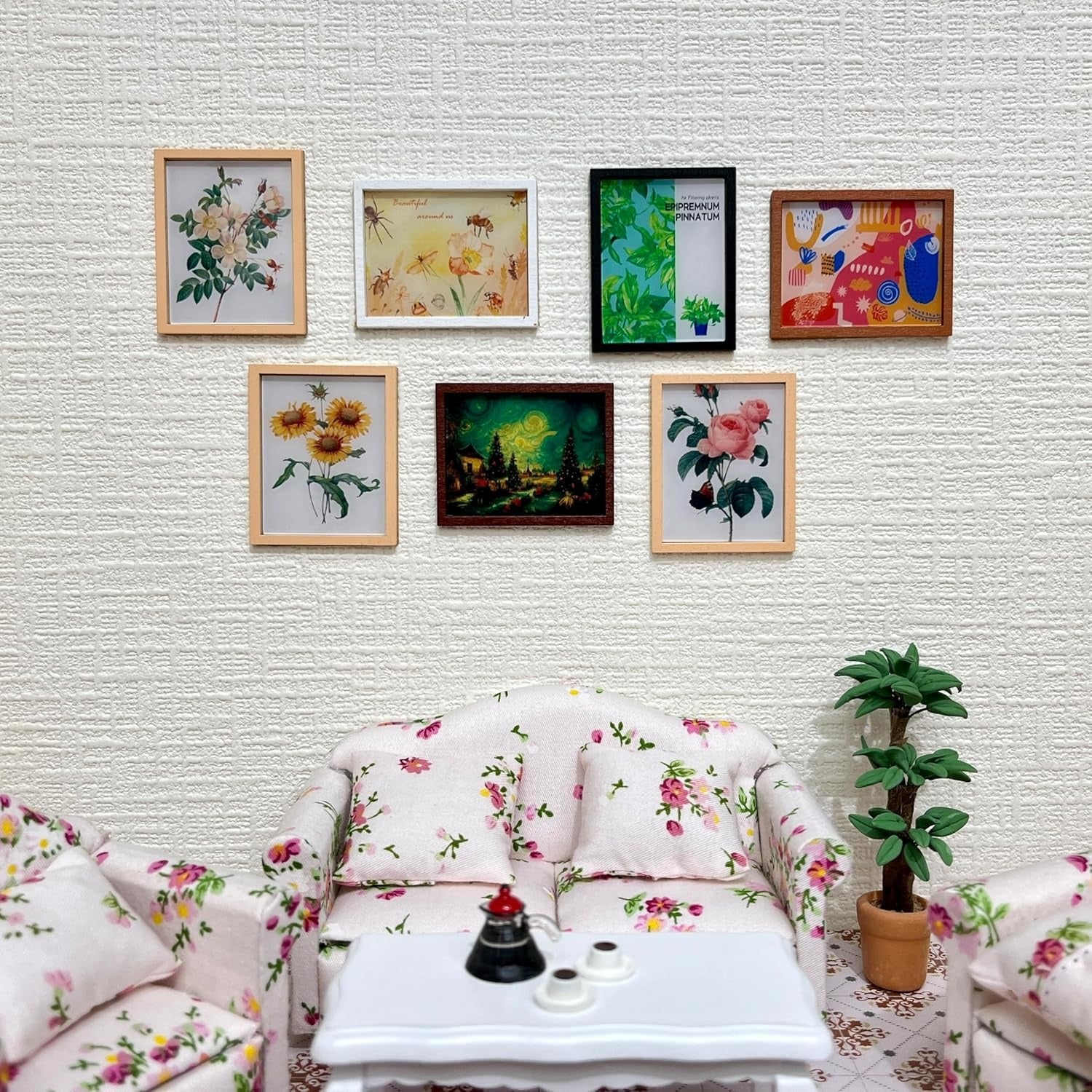 Miniature Wall Art Set – 1:12 Dollhouse Accessories