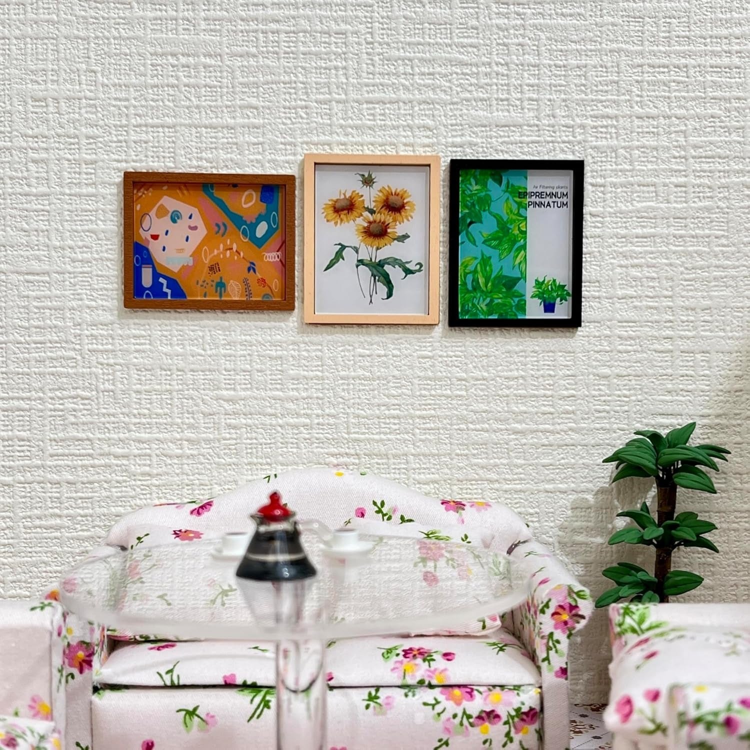 Miniature Wall Art Set – 1:12 Dollhouse Accessories