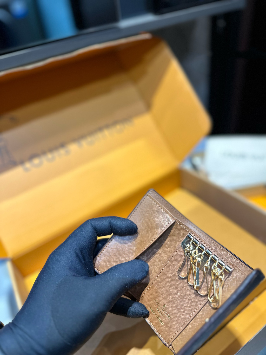 Louis Vuitton 6 Key Holder