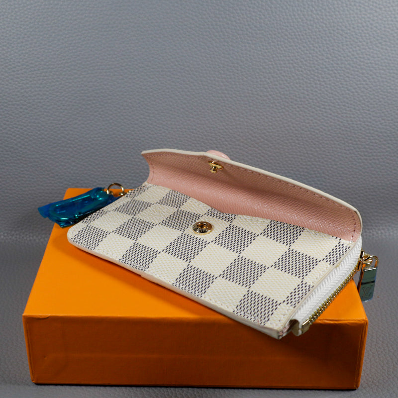 LV Card Holder Women White Checkered Style